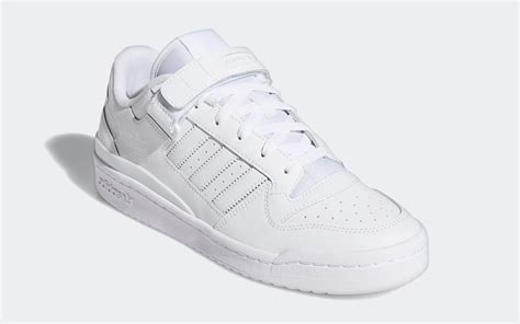 adidas forum low white